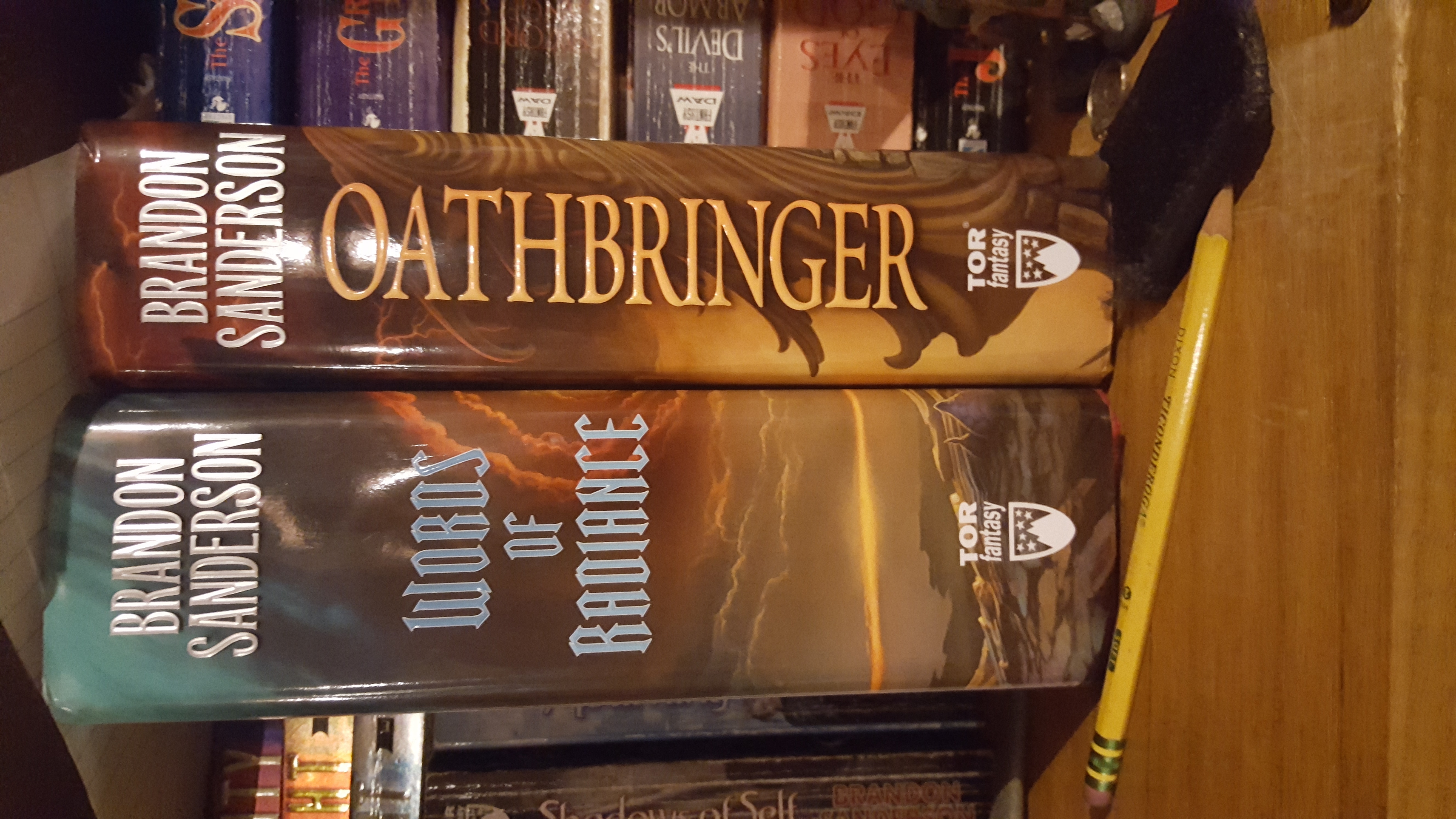 [OB] Oathbringer not as big as Words of Radiance - Stormlight Archive