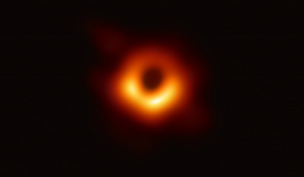 black-hole-photo.jpg
